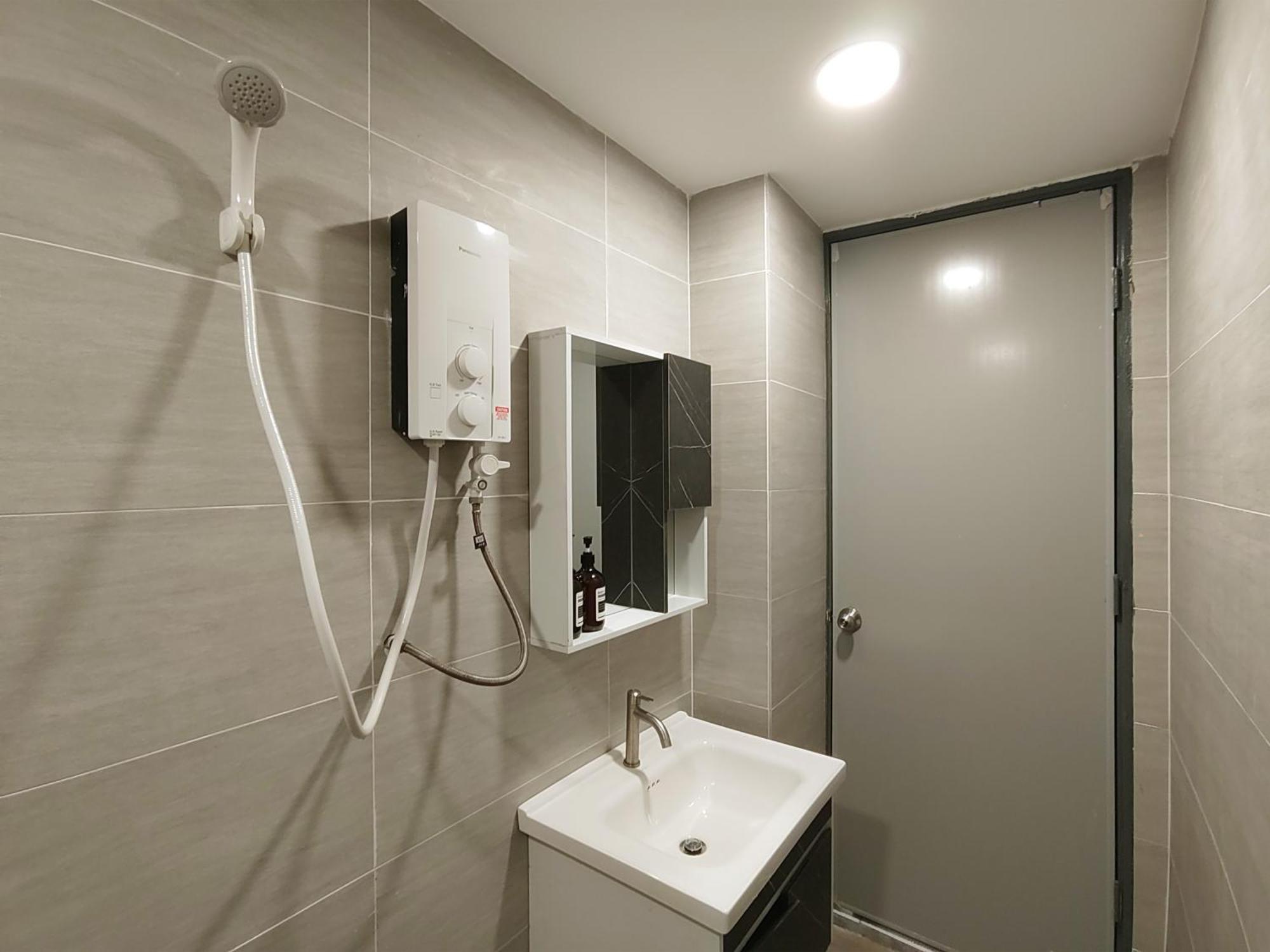 Apartemen Plaza Berjaya By Manhattan Group