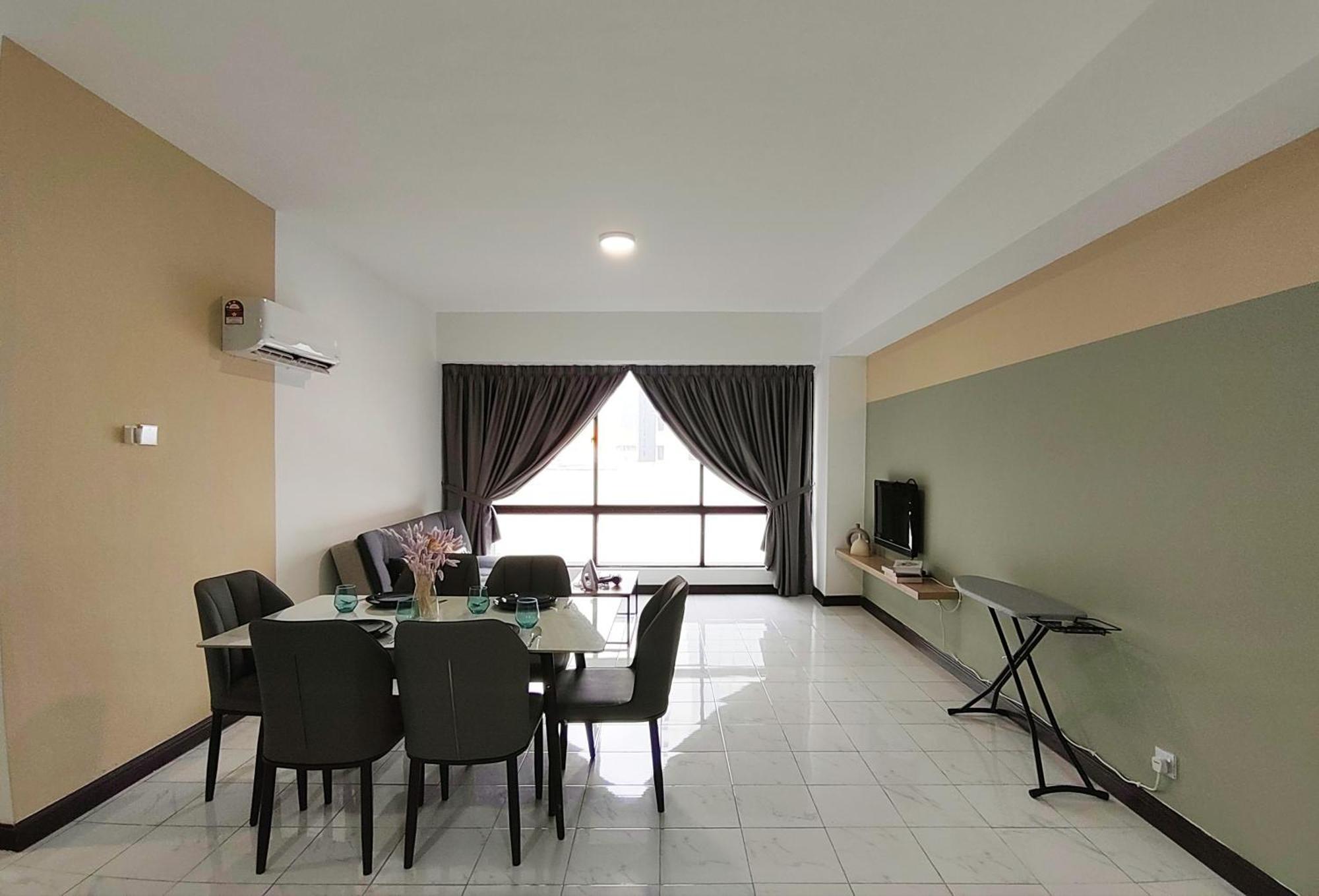 Plaza Berjaya By Manhattan Group Apartemen Kuala Lumpur